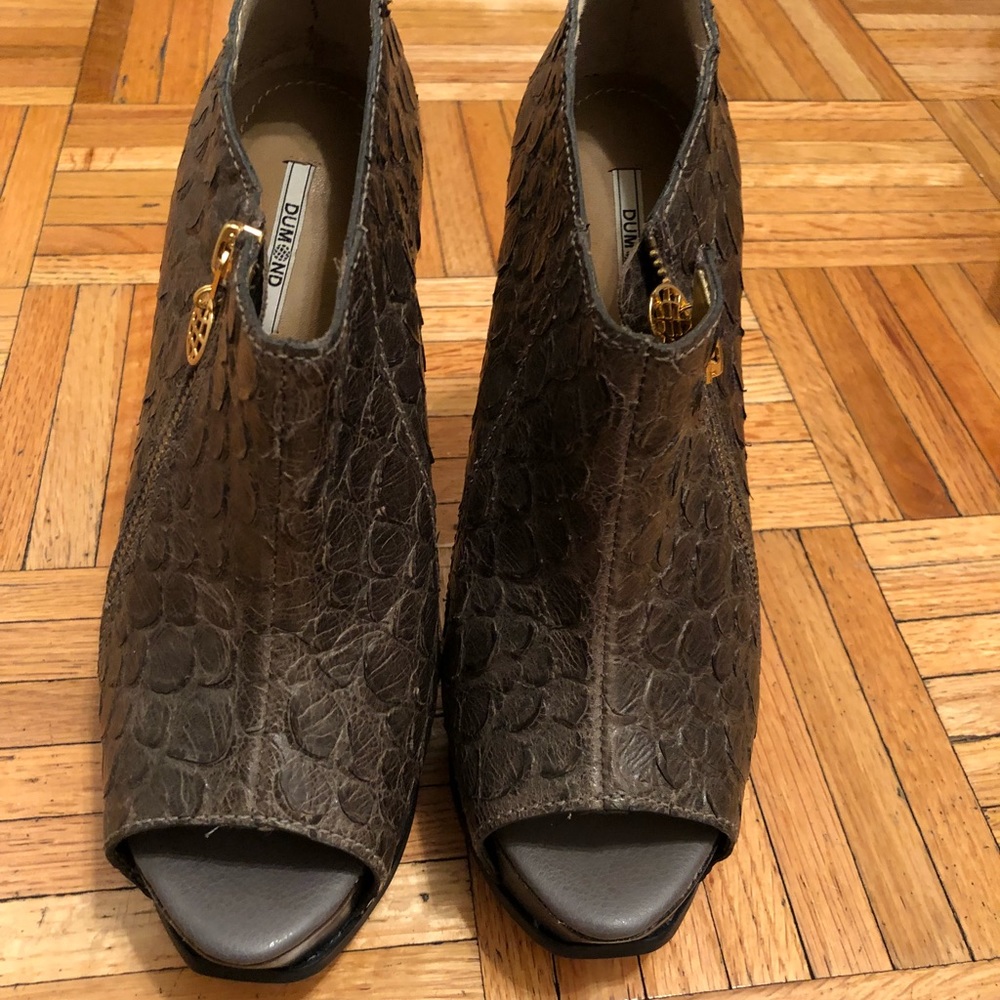 High heel shoes